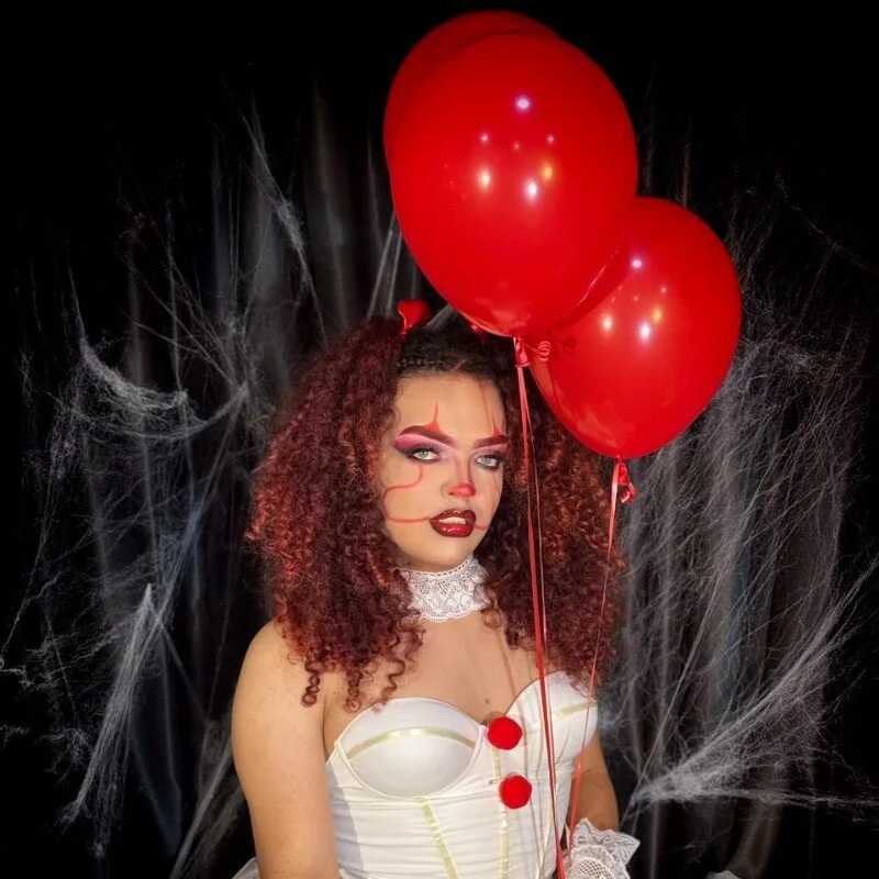 KarineWine — FansOnlyX creator profile
