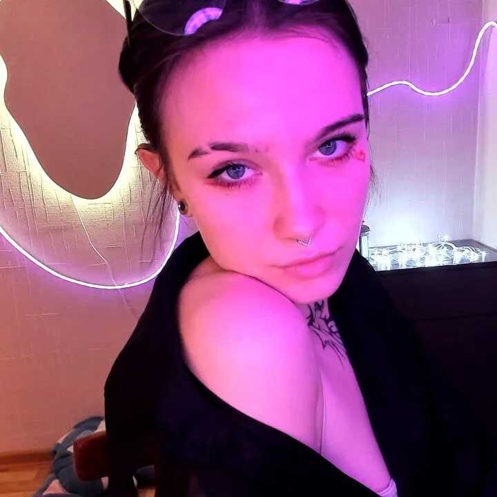 Elastikisss — FansOnlyX creator profile