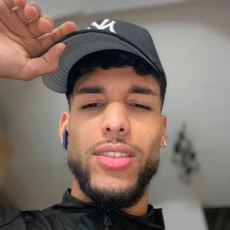 Thiagoferreti — FansOnlyX creator profile