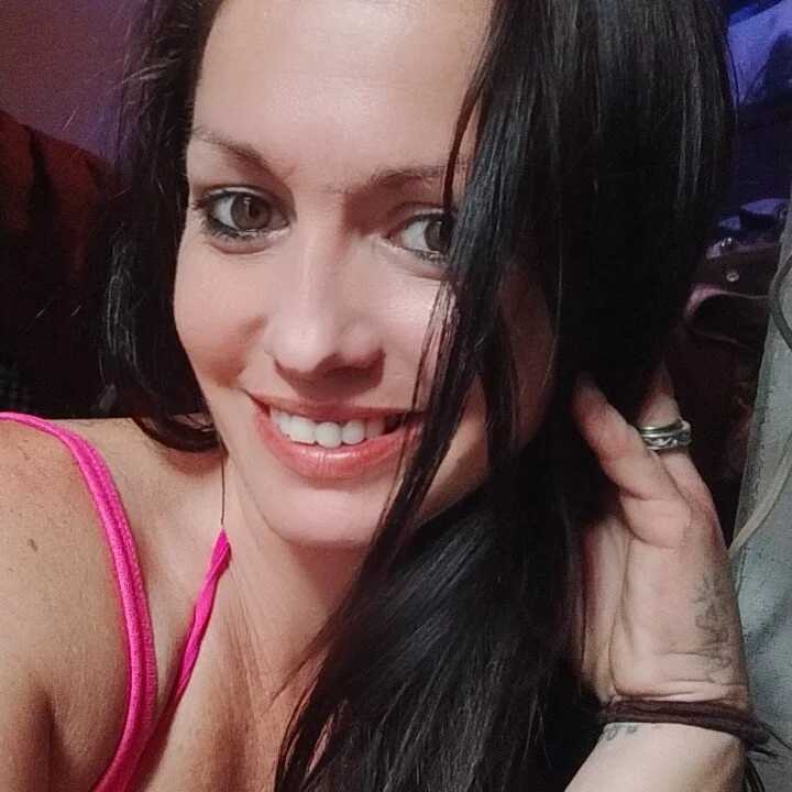 laylayNjag — FansOnlyX creator profile