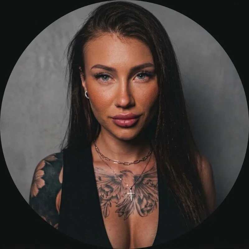 AmyRaven_ — FansOnlyX creator profile