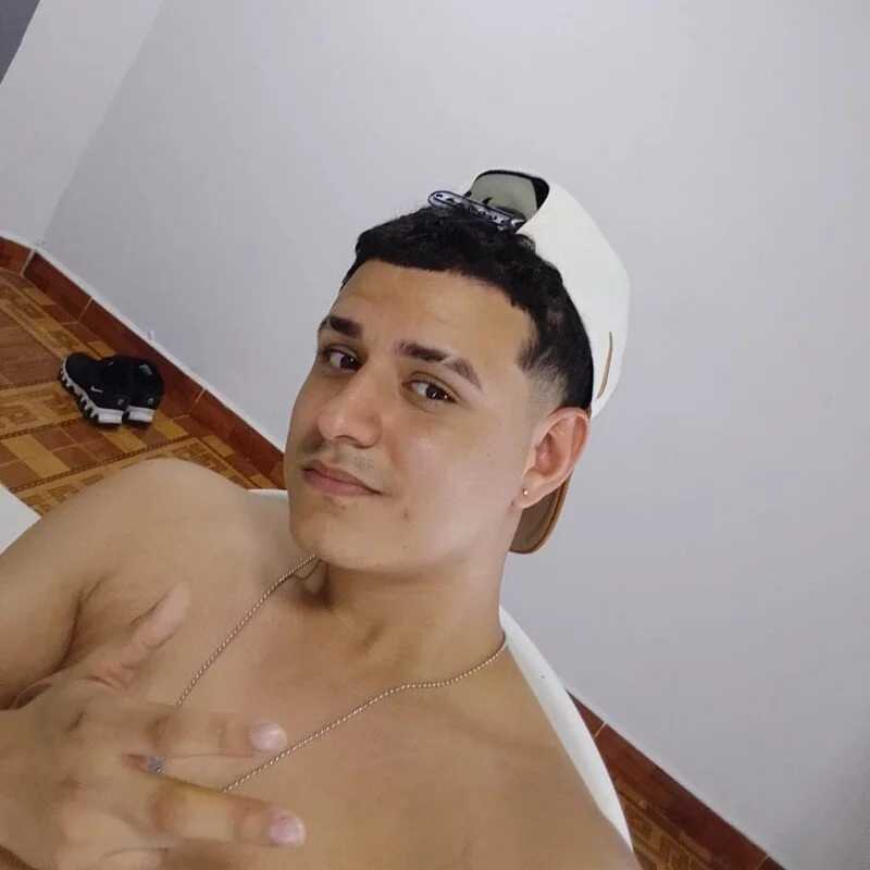 Ander_Grow — FansOnlyX creator profile
