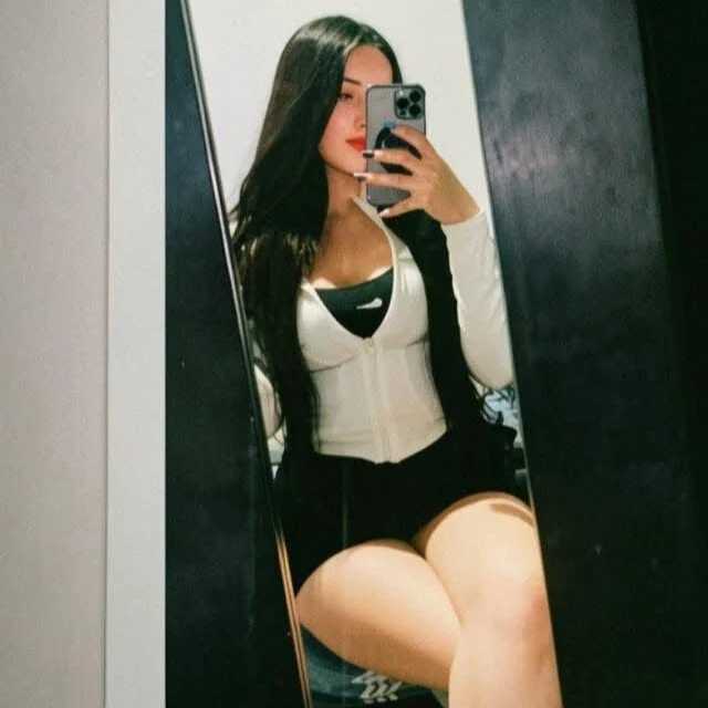 amelia__sharon — FansOnlyX creator profile