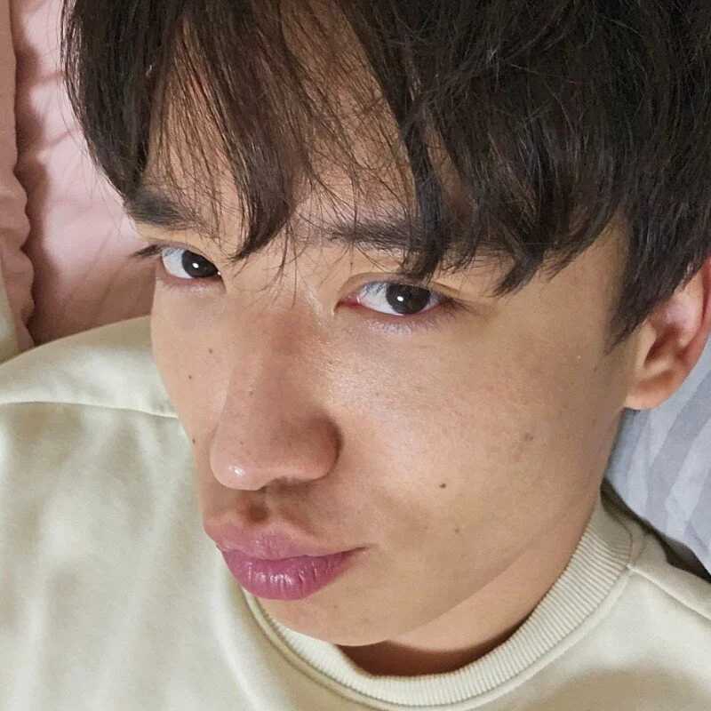 DianInav — FansOnlyX creator profile