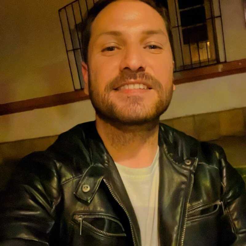 leo_bardoo — FansOnlyX creator profile