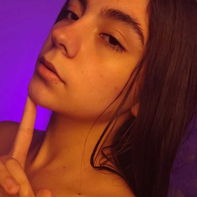 GiaCaprianii — FansOnlyX creator profile