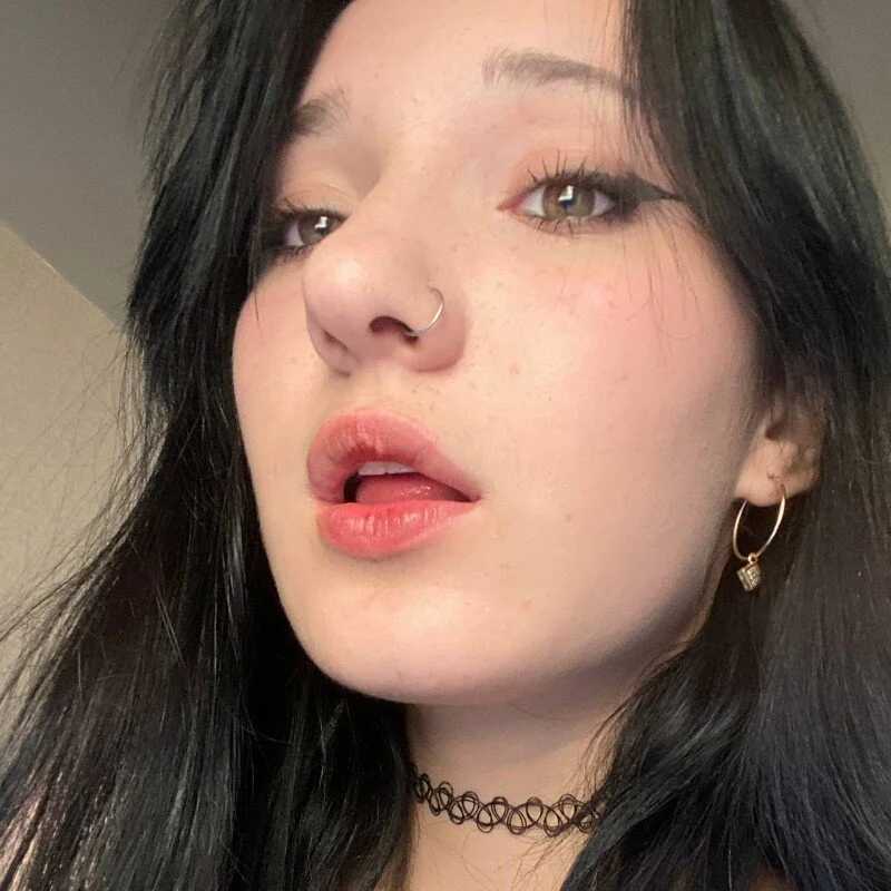 miaumiau_Mia — FansOnlyX creator profile