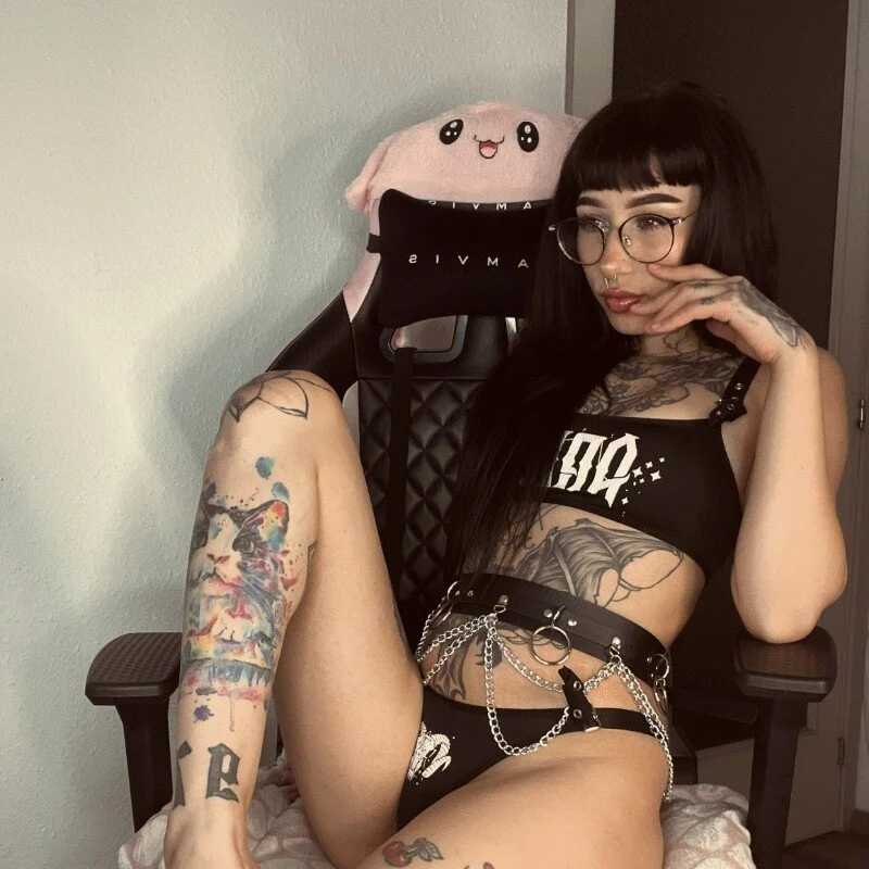 Lilith_Lux — FansOnlyX creator profile