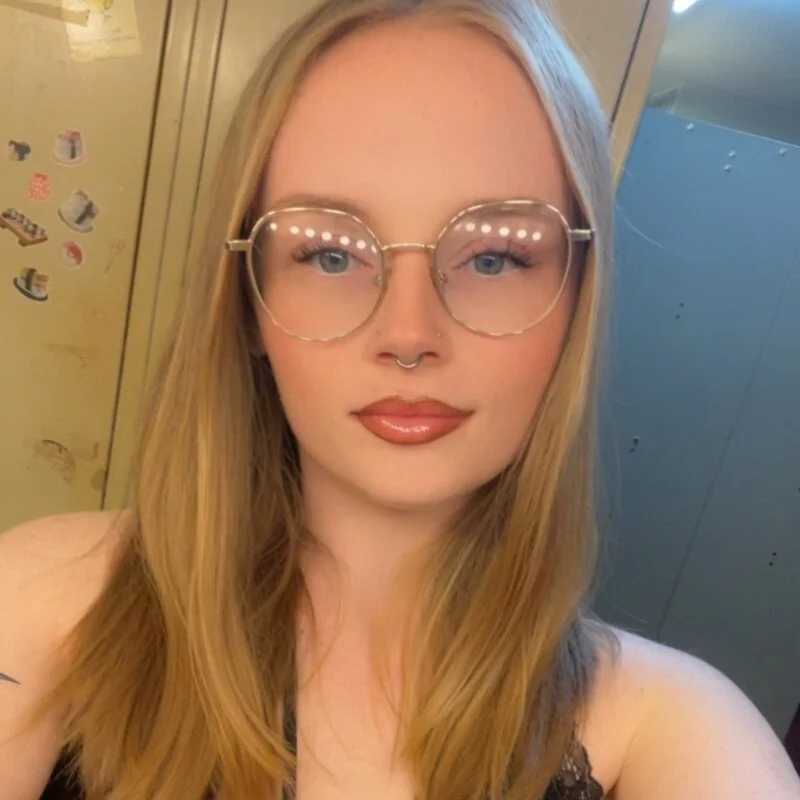 skyerose11 — FansOnlyX creator profile