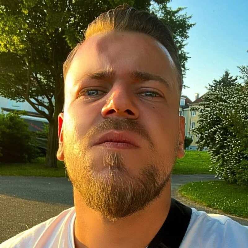 BiologicCargo752 — FansOnlyX creator profile