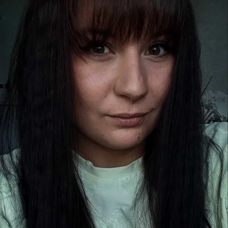 viki_love77 — FansOnlyX creator profile