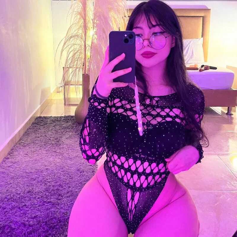 riley_sierra — FansOnlyX creator profile