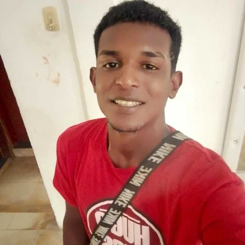 ta1ron — FansOnlyX creator profile