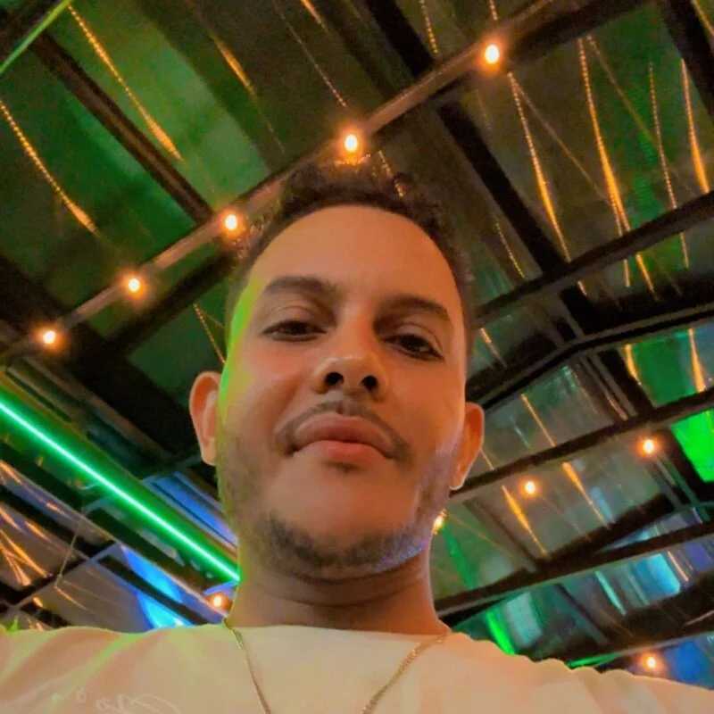 Sr_martinezzz — FansOnlyX creator profile