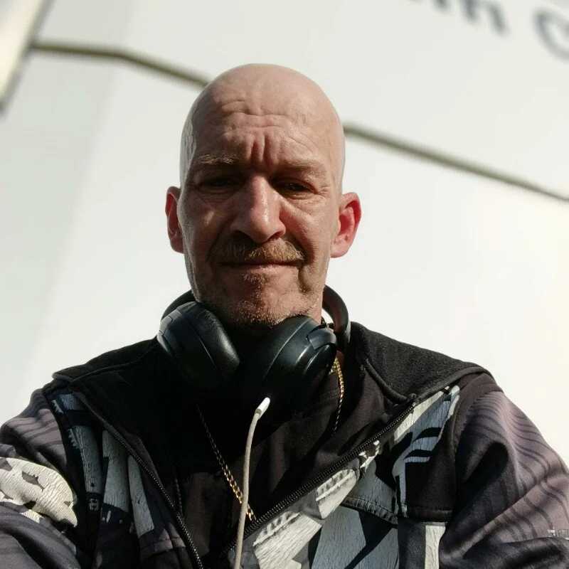 Hozkopf — FansOnlyX creator profile