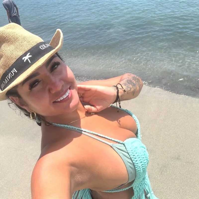 Zoe_torres69 — FansOnlyX creator profile