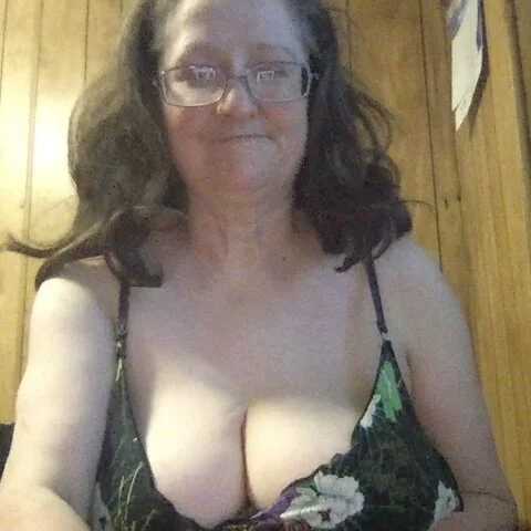 milfmichelle69 — FansOnlyX creator profile