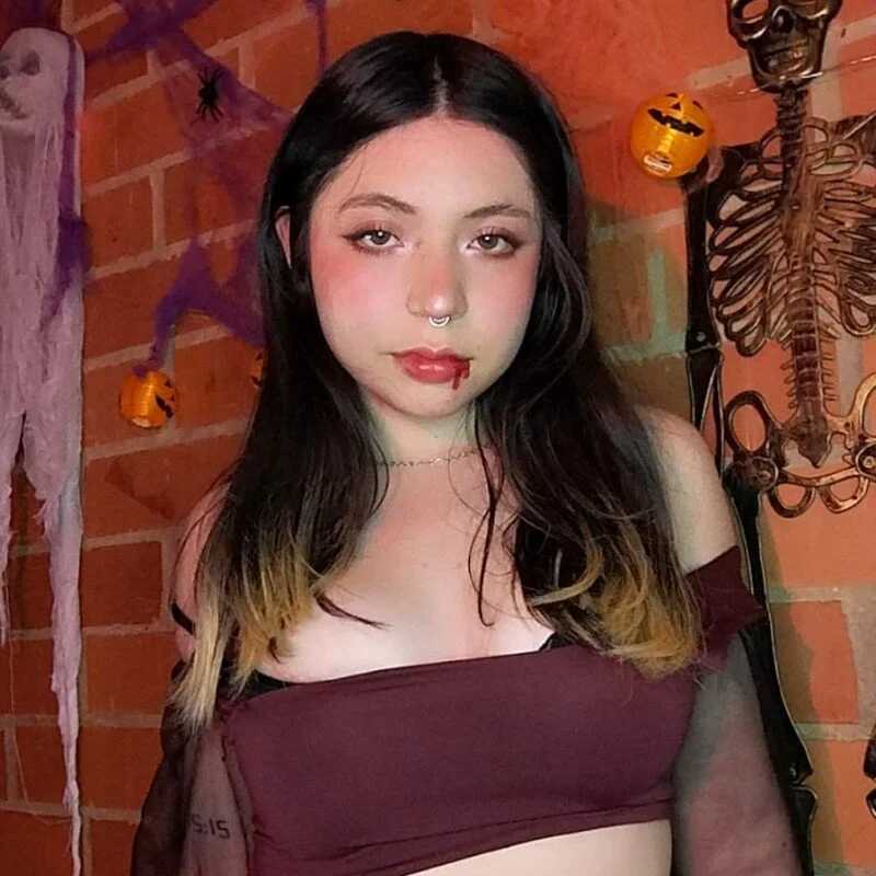 Petite_CherryX — FansOnlyX creator profile