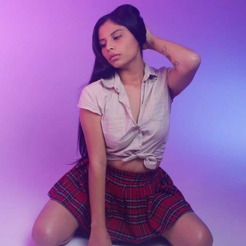 XiomaraCalderon — FansOnlyX creator profile