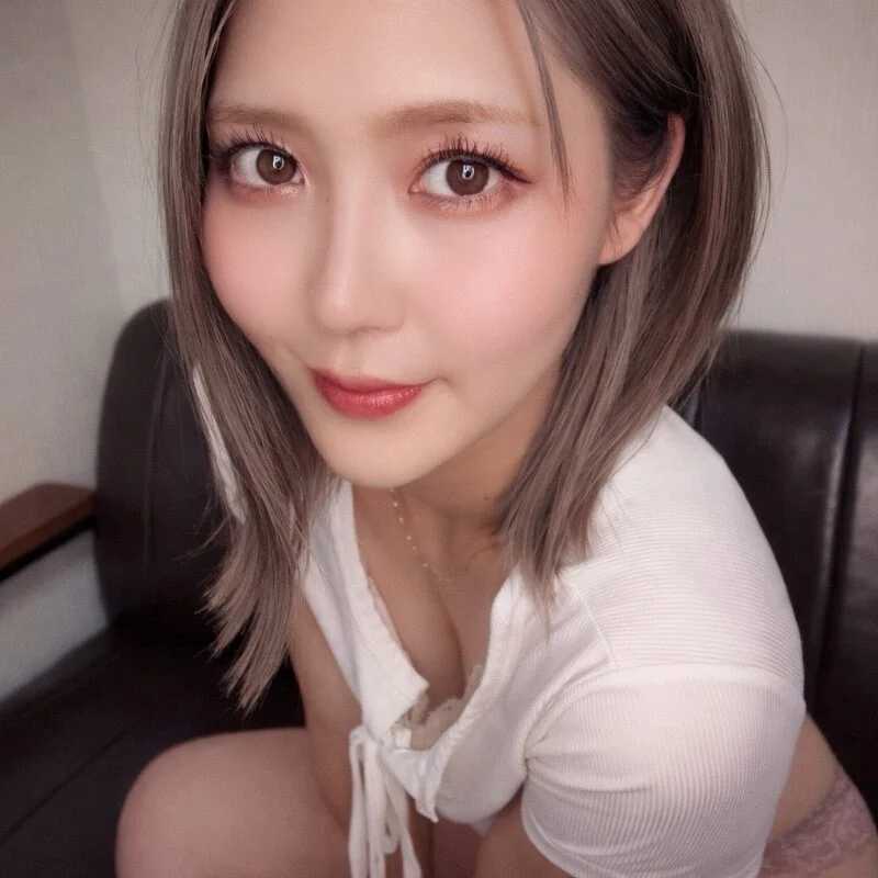 yumi0025 — FansOnlyX creator profile