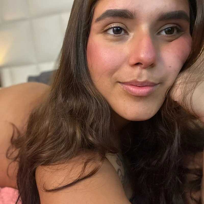 KariGarcia — FansOnlyX creator profile