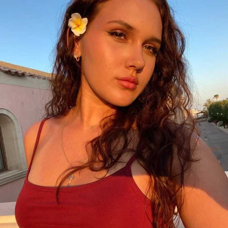 EvangelineTrelawney — FansOnlyX creator profile