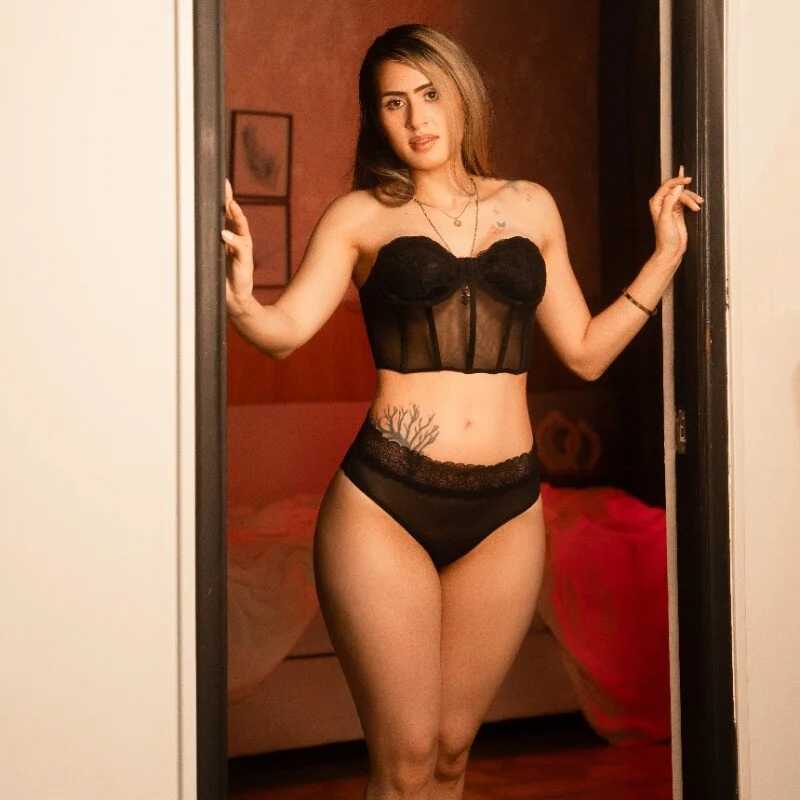 Sienna_Bellucci1 — FansOnlyX creator profile