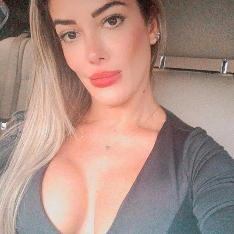DESIRIE0609 — FansOnlyX creator profile