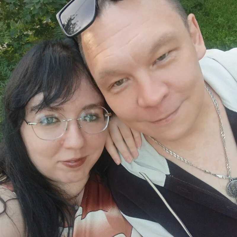 Leona_and_Leon — FansOnlyX creator profile