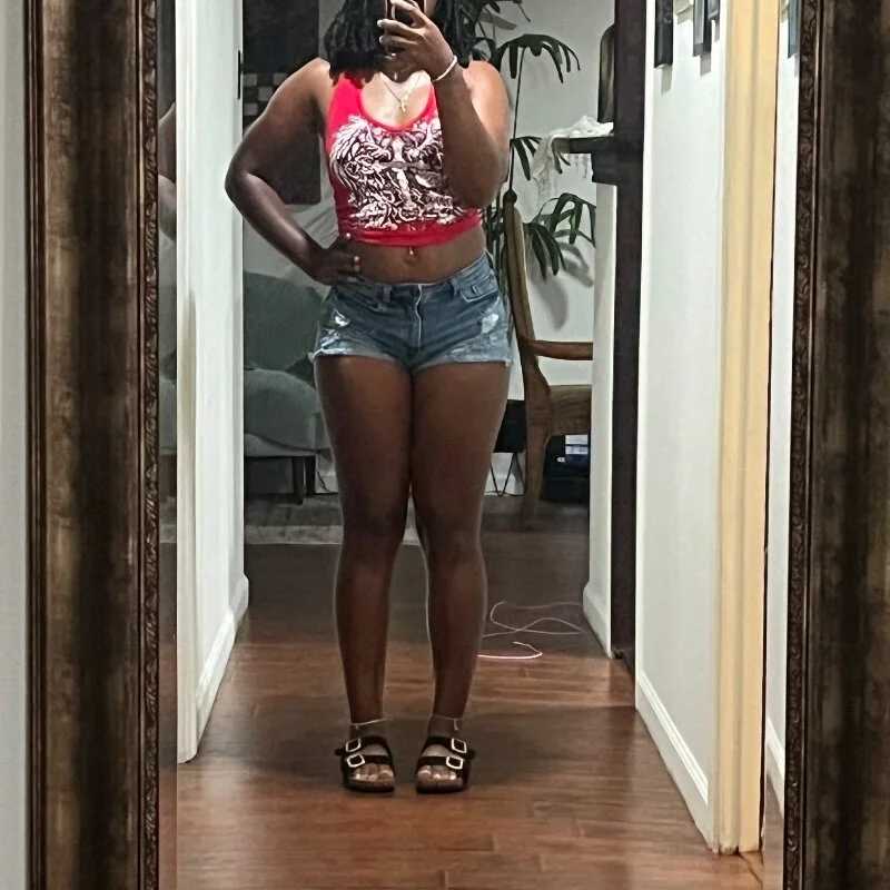 sweetcherrayy — FansOnlyX creator profile