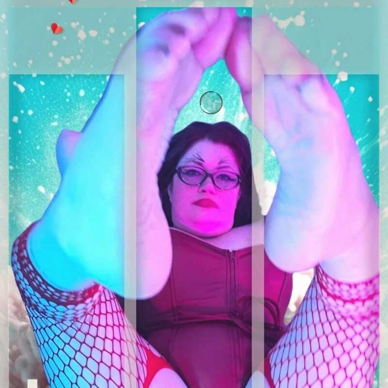 Maeve_Banxski — FansOnlyX creator profile