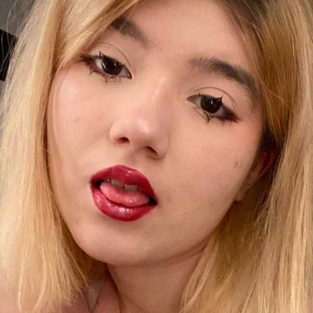 Cherry___Blossom — FansOnlyX creator profile