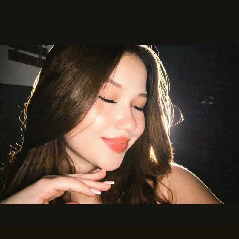 Roxie-Summers11 — FansOnlyX creator profile