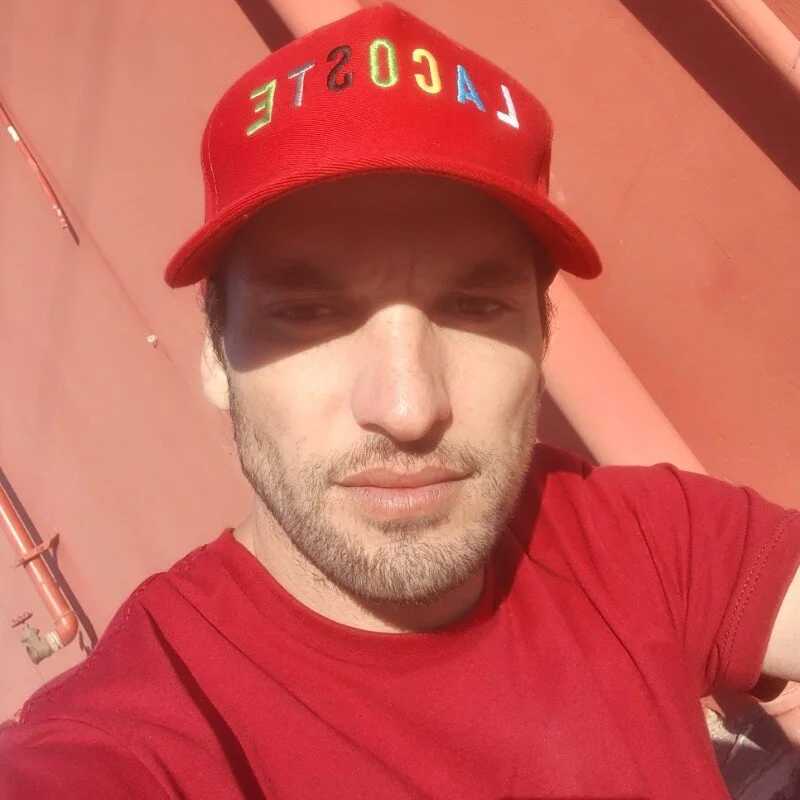 Th_38 — FansOnlyX creator profile