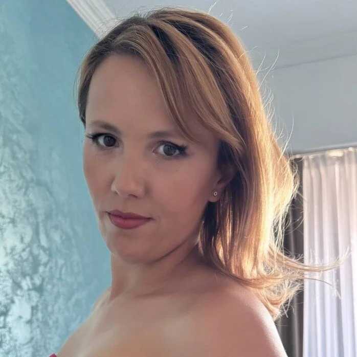 ElinaFawn — FansOnlyX creator profile