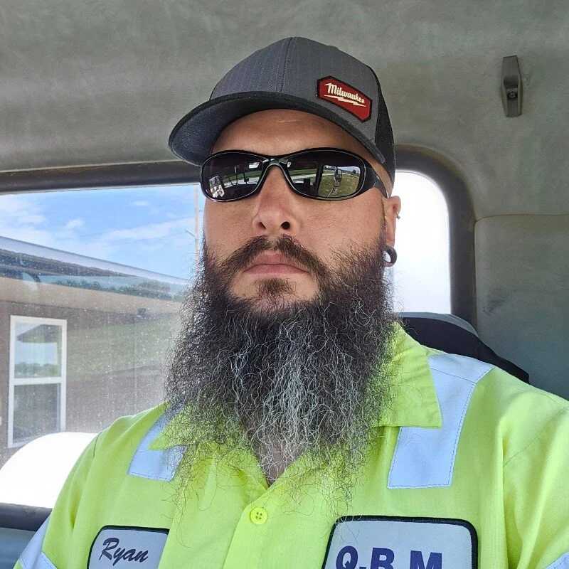 Girthy-Man-Hammer — FansOnlyX creator profile