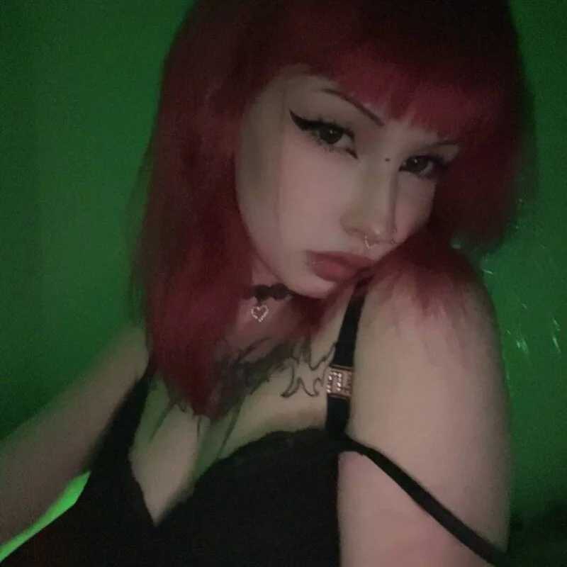 MiaBunnyKiss — FansOnlyX creator profile