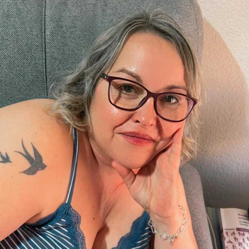 MommySavage — FansOnlyX creator profile