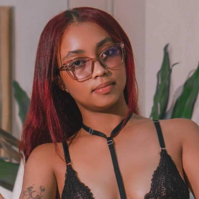 Nahomy-hott — FansOnlyX creator profile