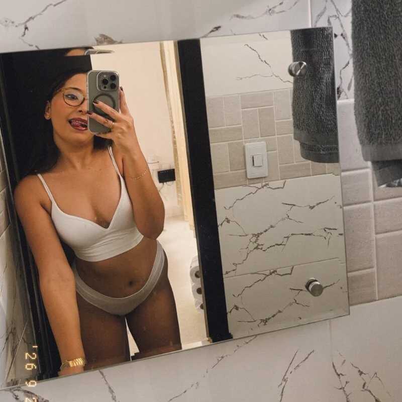 Penelope-Hot — FansOnlyX creator profile