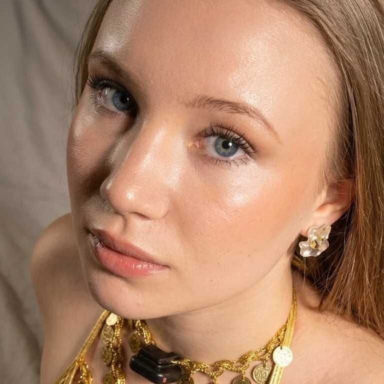 TinaMarshal — FansOnlyX creator profile