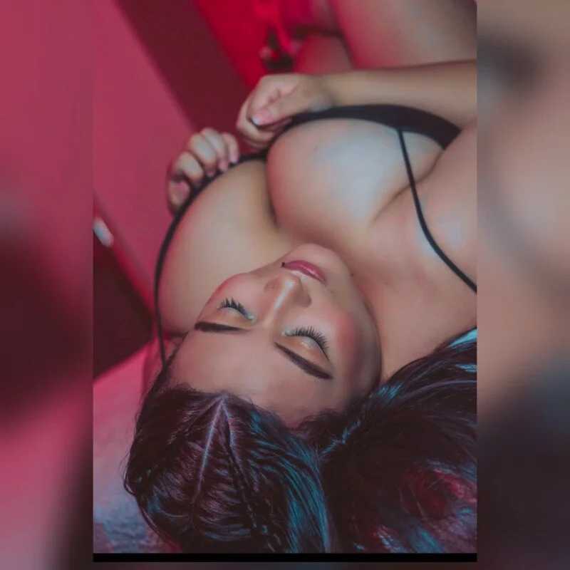 JulietaKane — FansOnlyX creator profile