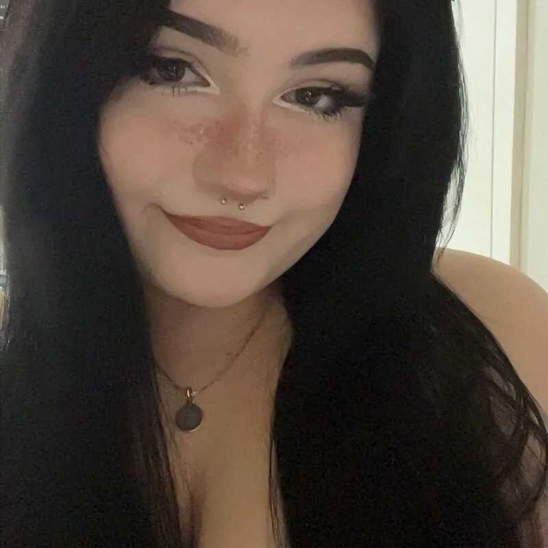 vvioletkittyy — FansOnlyX creator profile