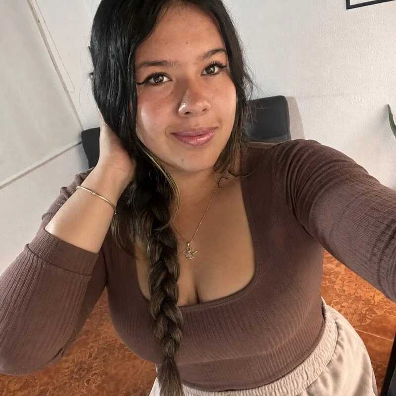 LinaBrowm — FansOnlyX creator profile