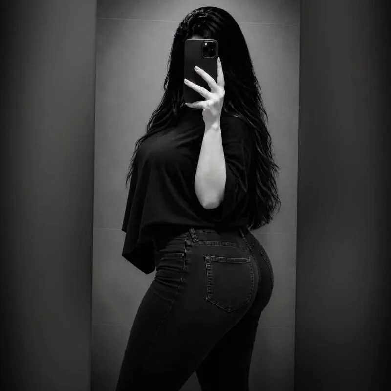 Ruhi_vibes — FansOnlyX creator profile