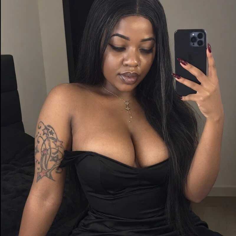 Zanele_Lily — FansOnlyX creator profile
