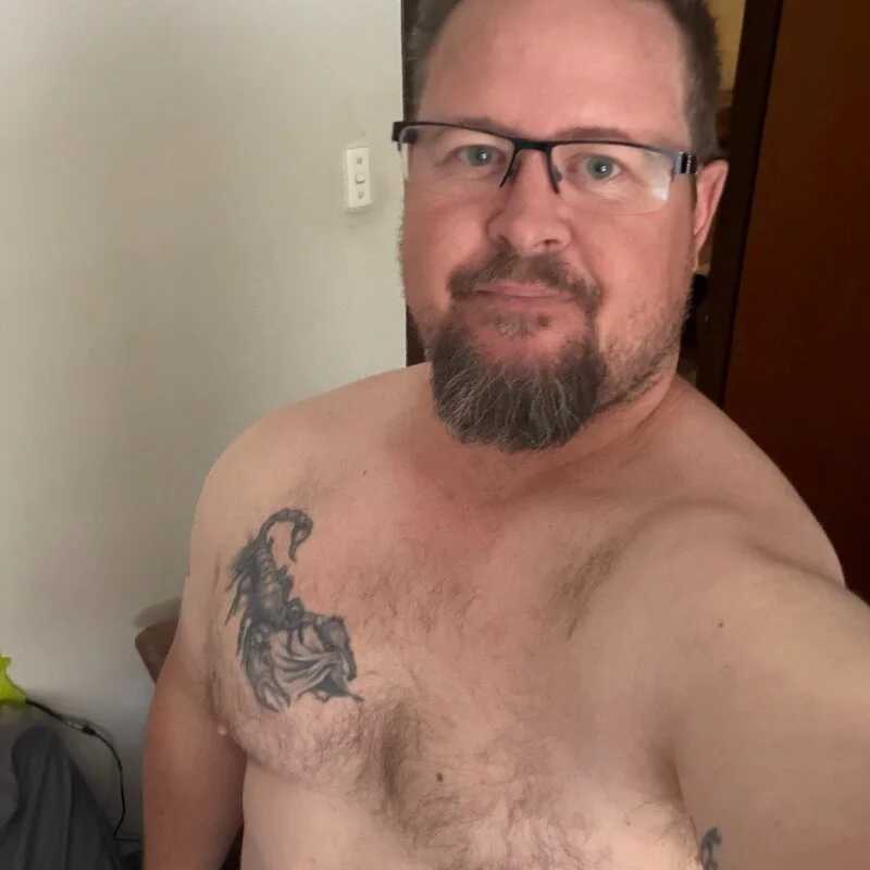 Achingtocum_40 — FansOnlyX creator profile
