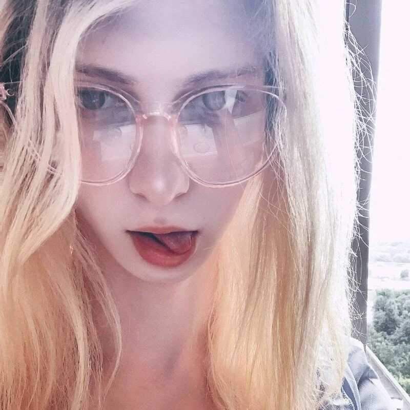 AlicePinkhead — FansOnlyX creator profile