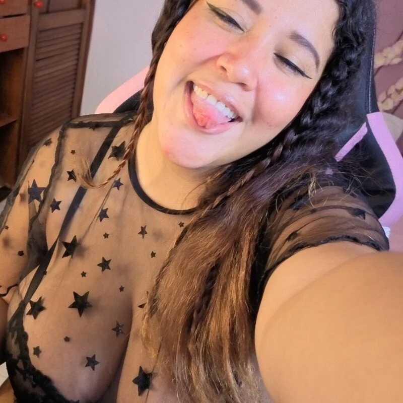 mafe_flor — FansOnlyX creator profile
