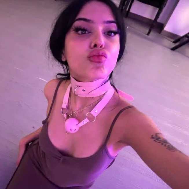 bratystar — FansOnlyX creator profile